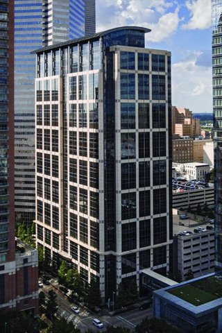 Downtown Houston office tower undergoing renovations after being ...