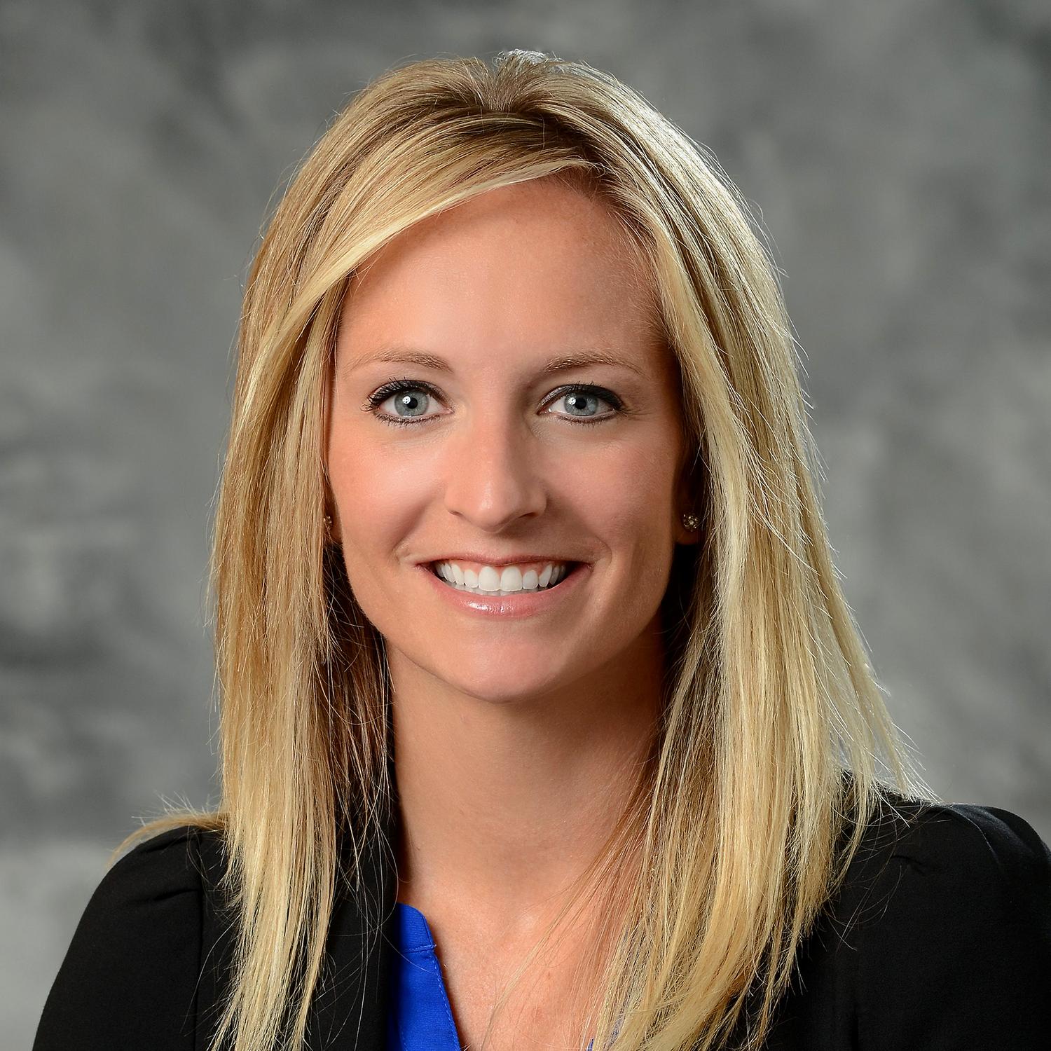 Erin Peterson People on The Move Minneapolis / St. Paul Business