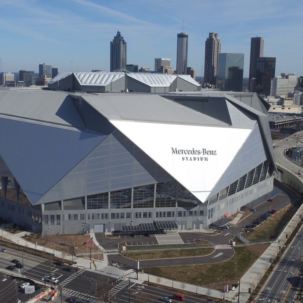 Mercedes-Benz Stadium Roof Continues to Make Progress - Football Stadium  Digest