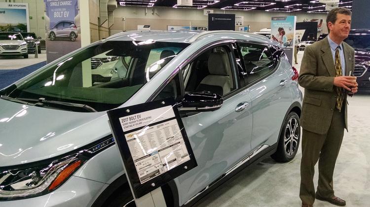 Portland Car Show >> At Portland Auto Show Ev Advocates See Big Challenge Signs Portland Car Show >> At Portland Auto Show Ev Advocates See Big Challenge Signs