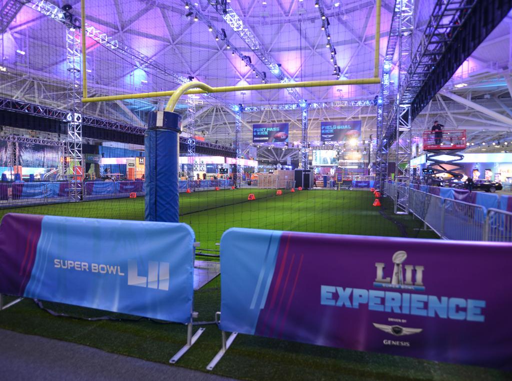 Super Bowl Experience 'NFL's interactive theme park' held in DTLA - KESQ