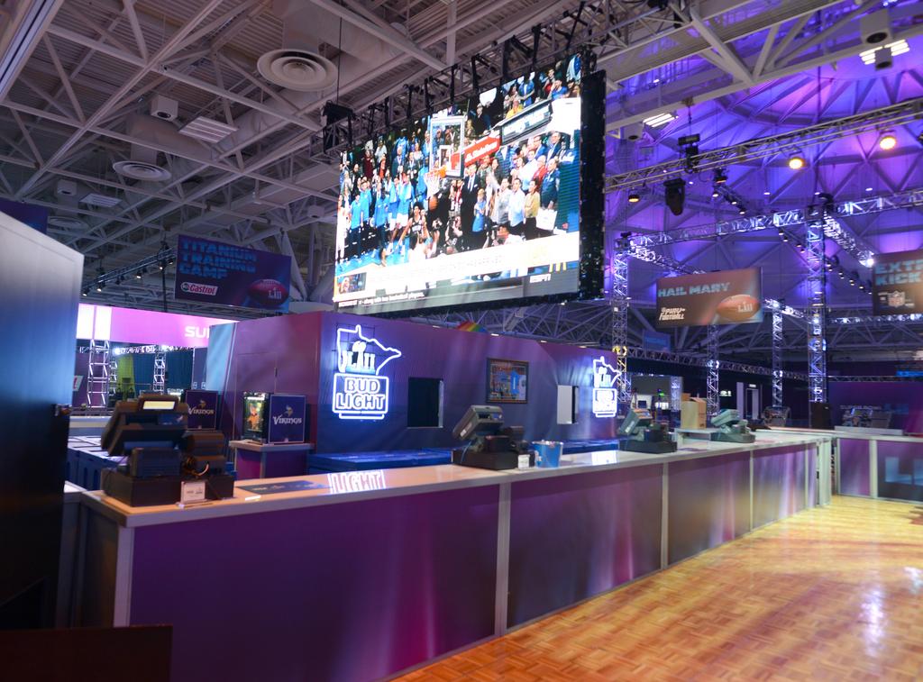 Super Bowl Experience turns L.A. Convention Center into NFL theme park –  Orange County Register