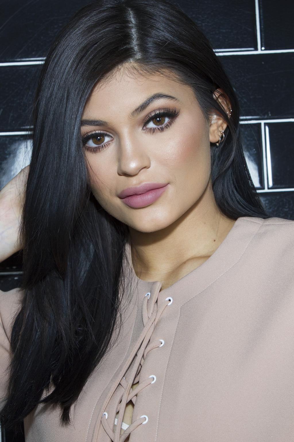 Kylie Jenner Launches First Ever Pop-Up Shop for Her Cosmetics Line
