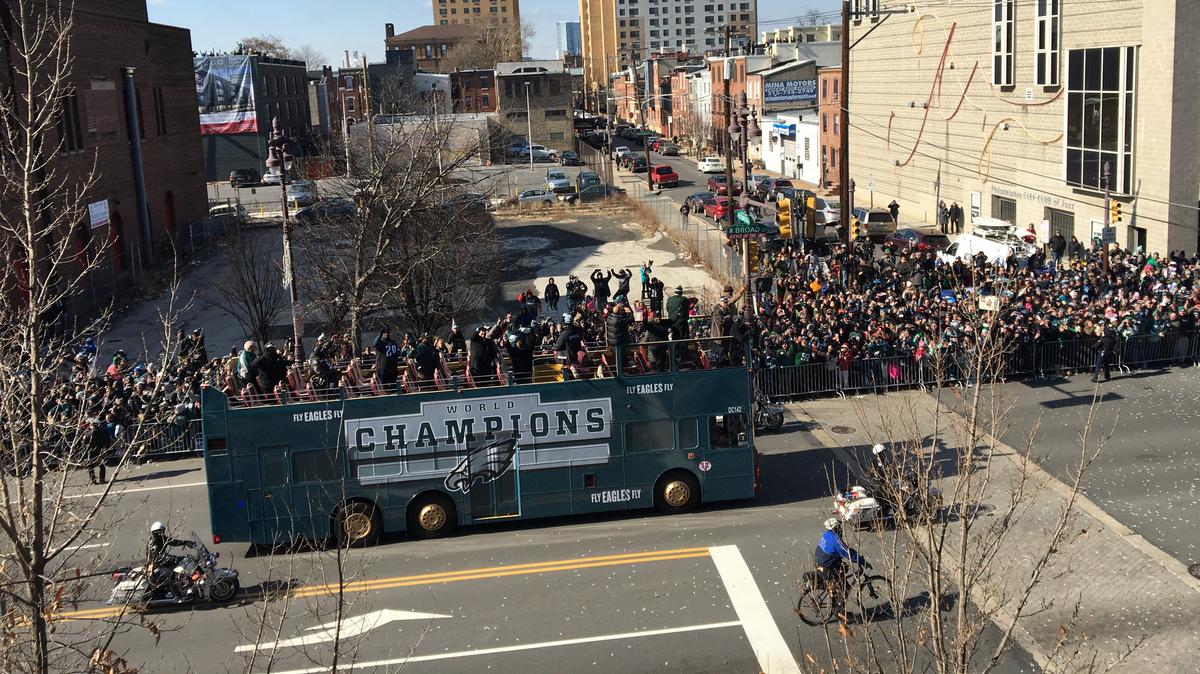 Philadelphia Eagles Super Bowl victory parade fills city streets