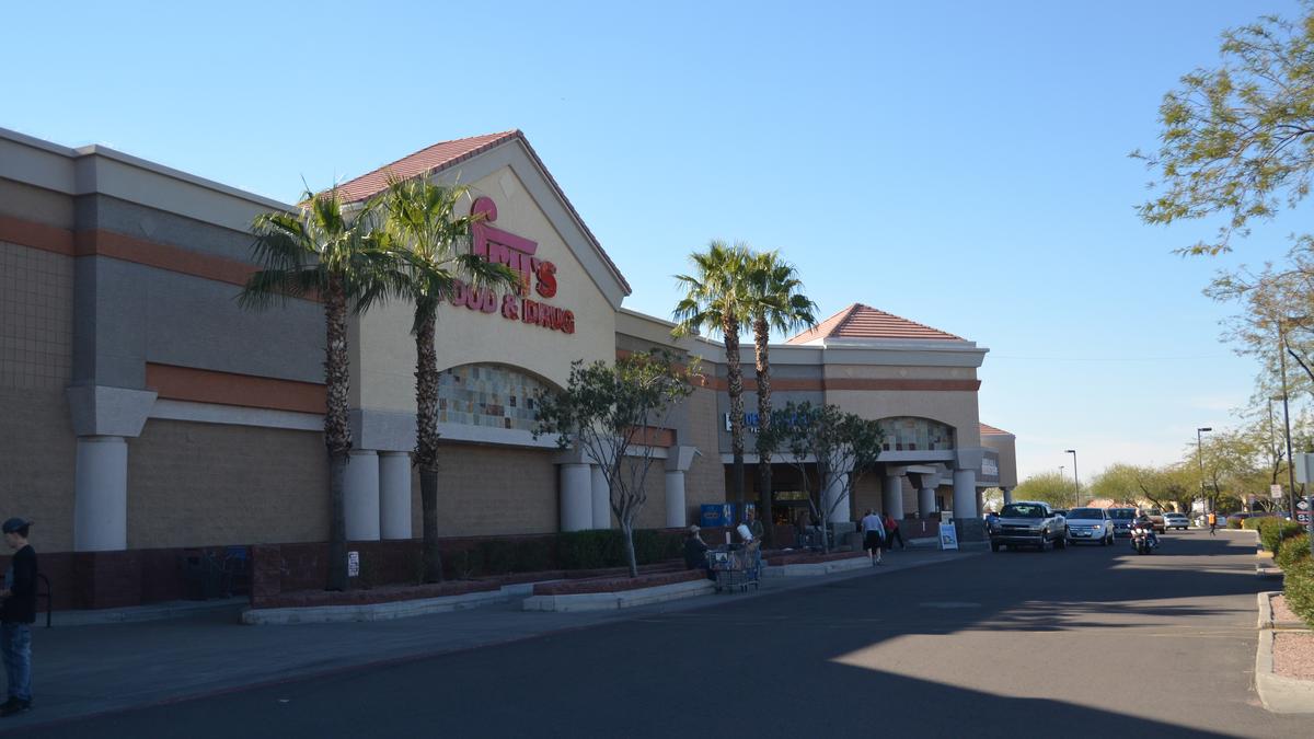 Vacant Fry’s store in Apache Junction sells for $1.9 million - Phoenix ...