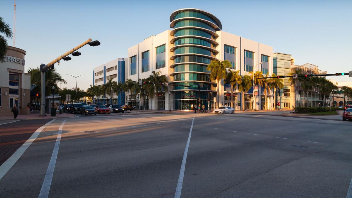 KBS Realty Advisors sells Miami Beach office building to East End