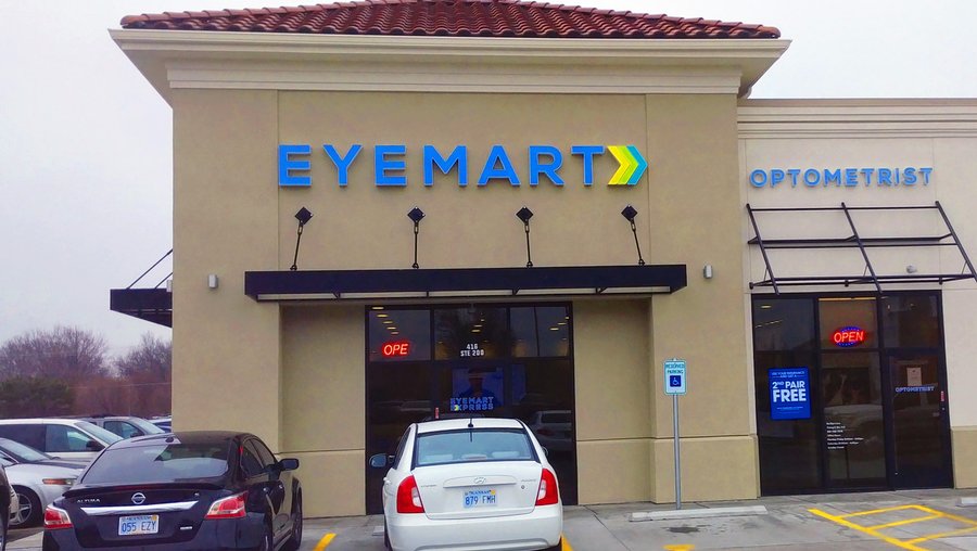 Eyemart Express to open westside store after entering market last year