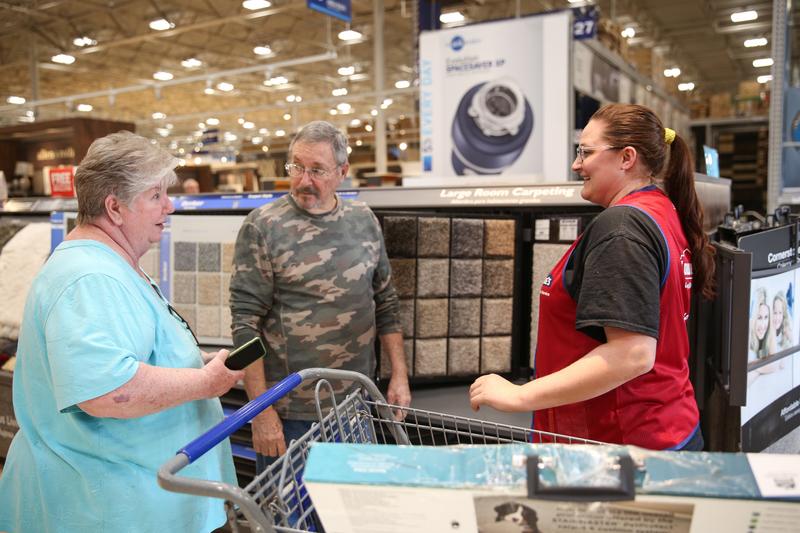 Lowe's hold first National Hiring Day Bizwomen