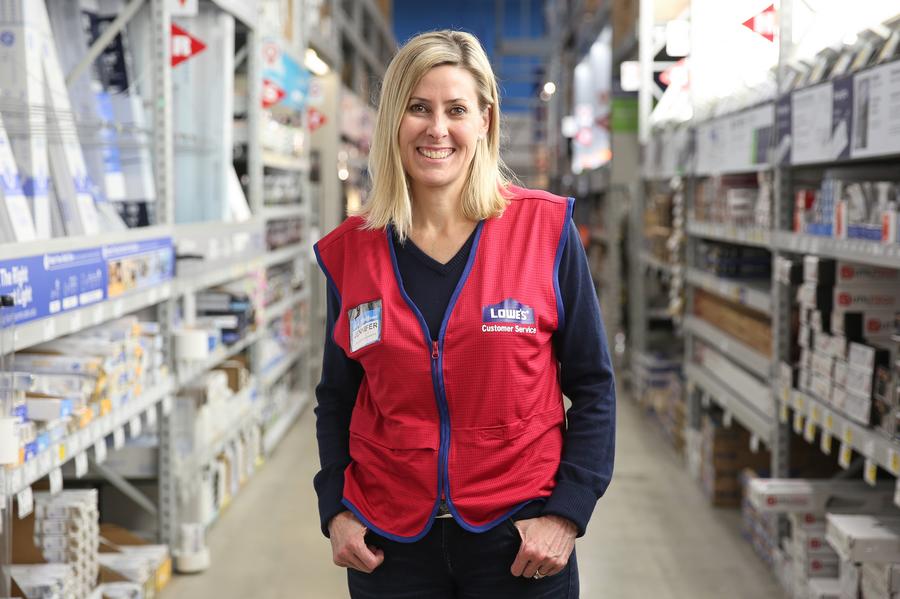 Lowe's hold first National Hiring Day Bizwomen