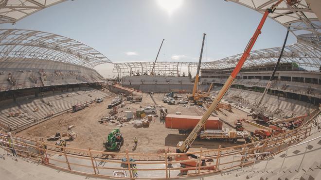 Front Office Sports on X: Los Angeles Football Club announced a multi-year  partnership with ExtraMile Convenience Stores, naming the company the  Official Convenience Store of LAFC. The deal includes digital signage at