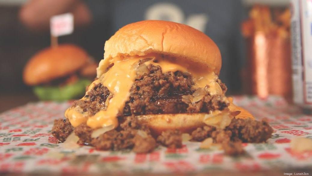 Burger restaurant Moo & Brew to open second location in Matthews