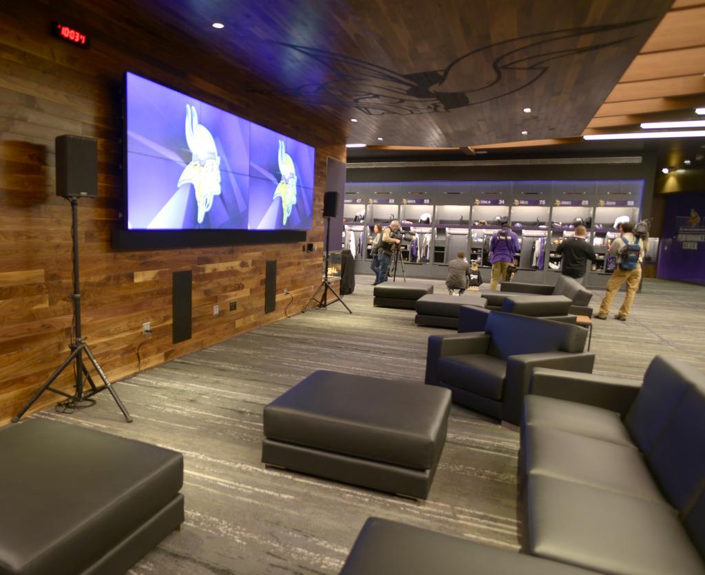 Minnesota Vikings show off TCO Studios for team TV content