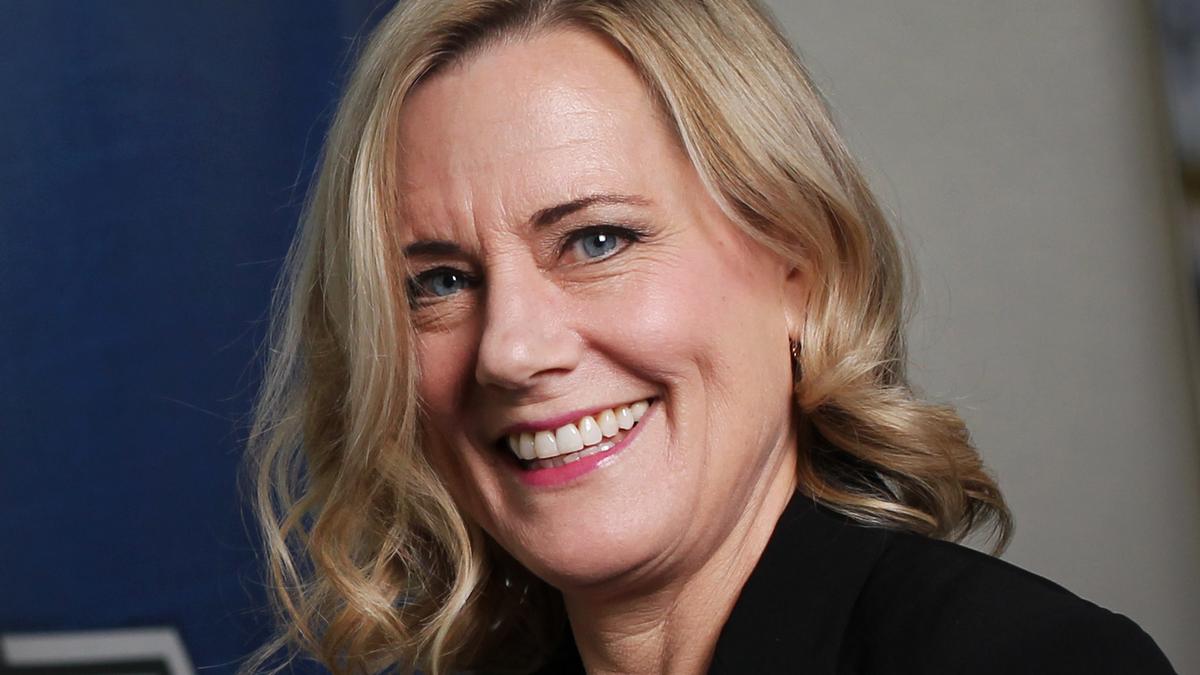 CFO of the Year: Karen Spencer of the Seahawks gives an inside look at the  NFL owners' meetings - Puget Sound Business Journal