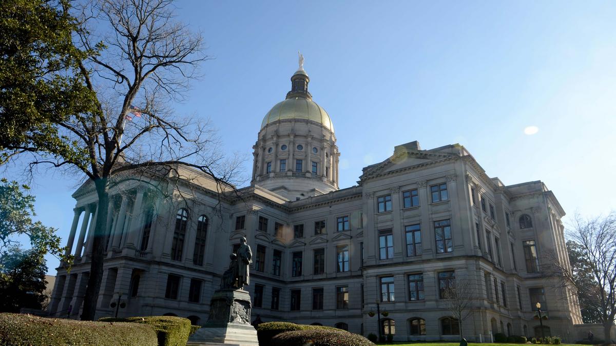 Historic Georgia State Capitol steps set for $1.5 million renovation ...