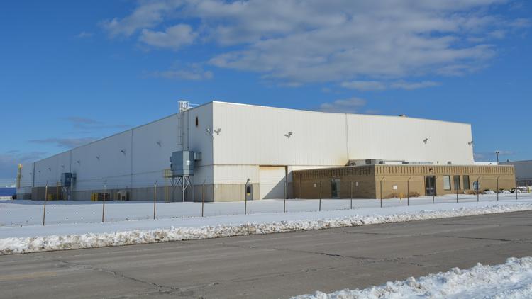 Robinson Metal expanding into former Manitowoc Crane plant - Milwaukee ...