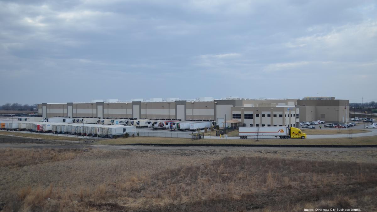 NorthPoint Development tries solar project on industrial rooftops in