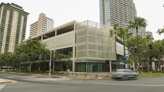 Nike store 2025 waikiki hawaii