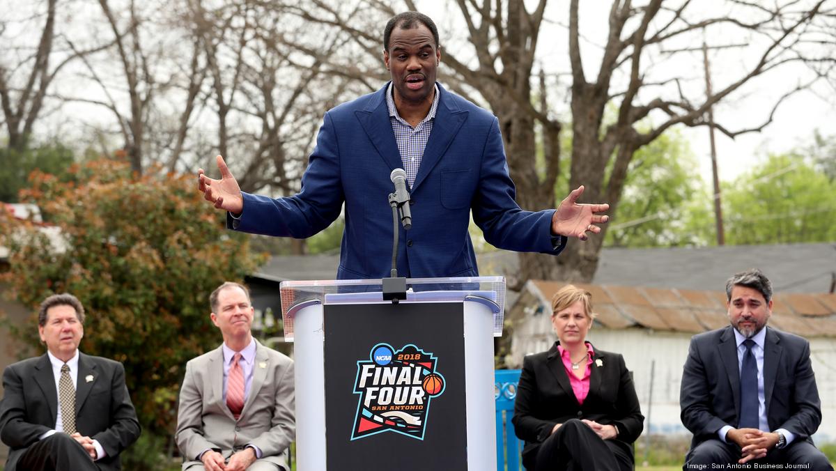 Espn Honors San Antonio Spurs Legend David Robinson For Humanitarian