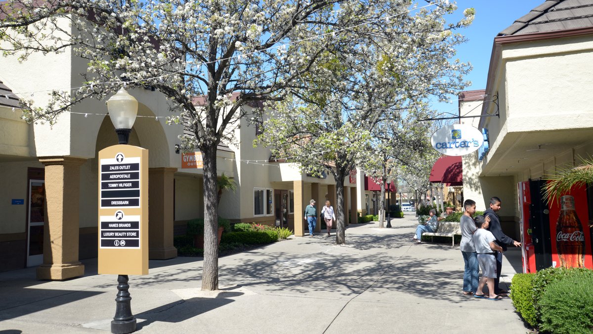 Folsom Premium Outlets Adds New Stores Sacramento Business Journal folsom-premium-outlets-adds-new-stores-sacramento-business-journal