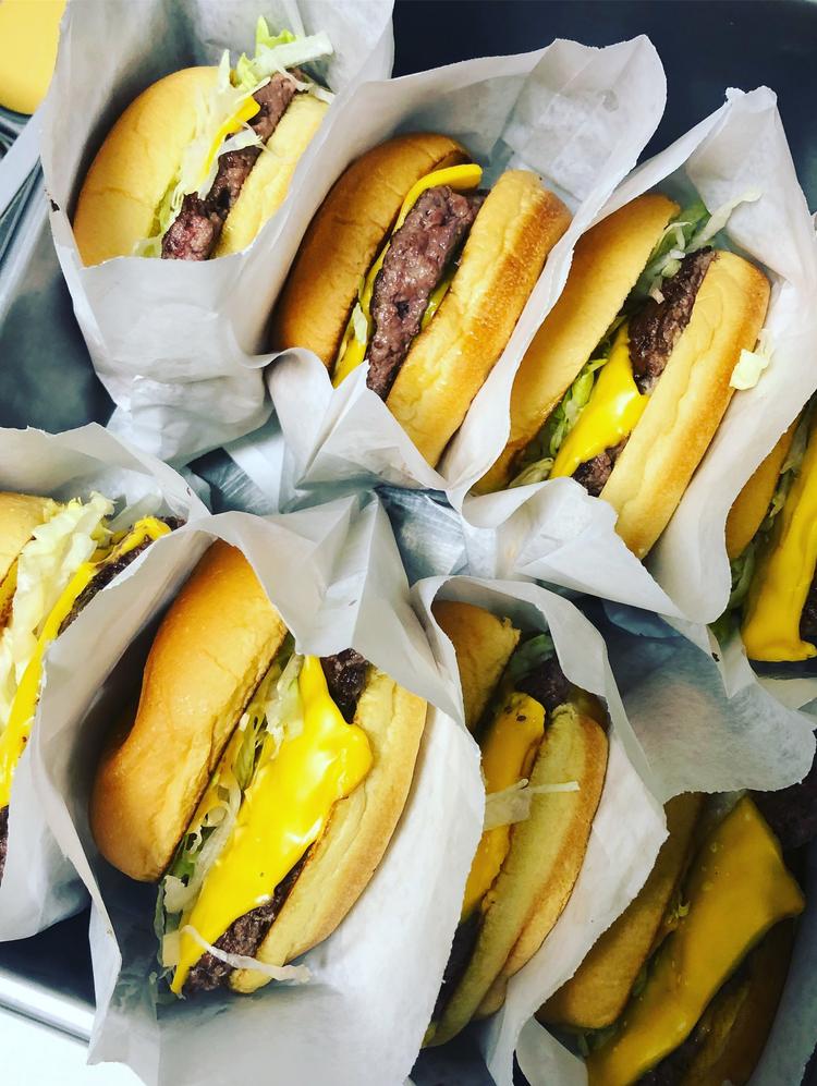 prestons-burgers*750xx1942-2583-296-0.jp