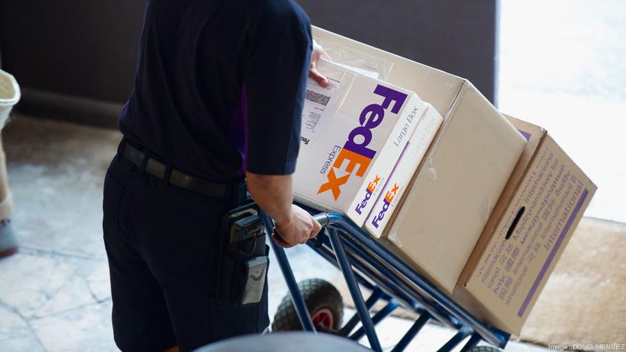 Hiring in St. Louis area FedEx logistics business, Ameristar Casino to