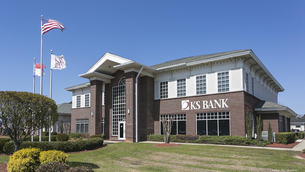 KS Bank CEO Harold Keen steps down, new leader named Triangle