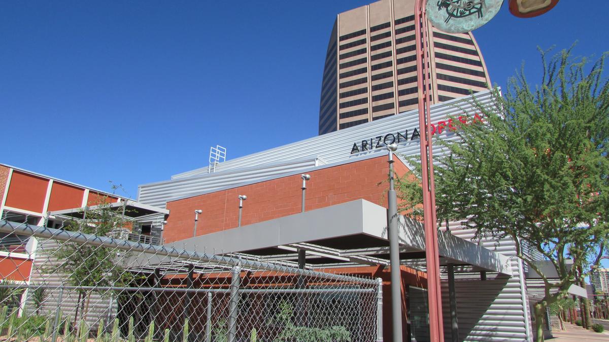 Former Chili’s CEO donates 2 million to Arizona Opera Phoenix