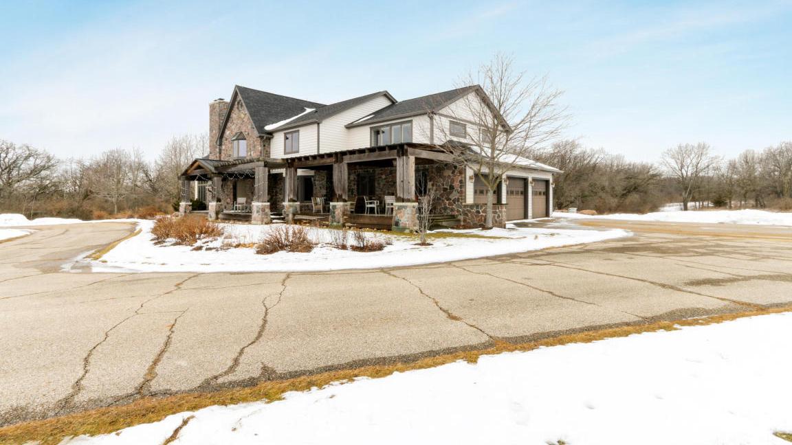 A 54acre country estate in La Grange is on the market for 1.55