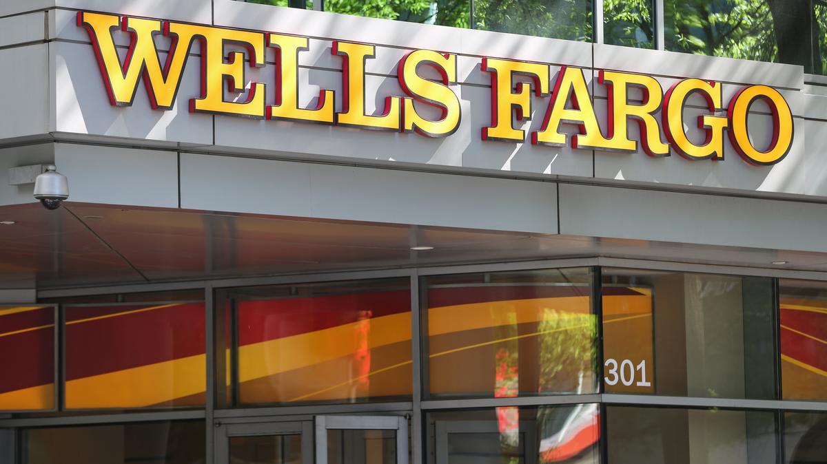 Wells Fargo grows Fort Millarea footprint with new branch Charlotte Business Journal