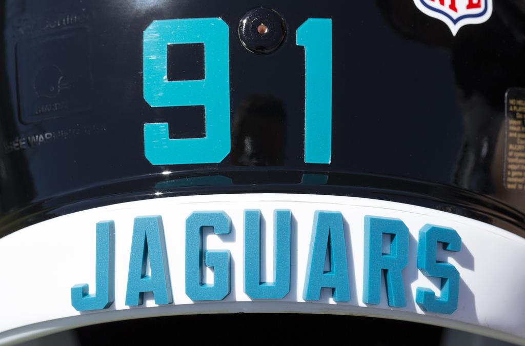 Jaguars unveil new Nike Vapor Untouchable uniforms