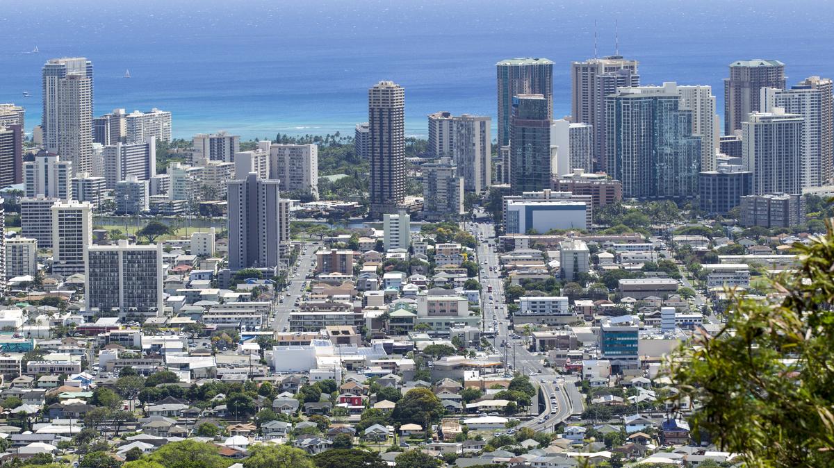 Honolulu mayor signs bill creating incentives for affordable rental