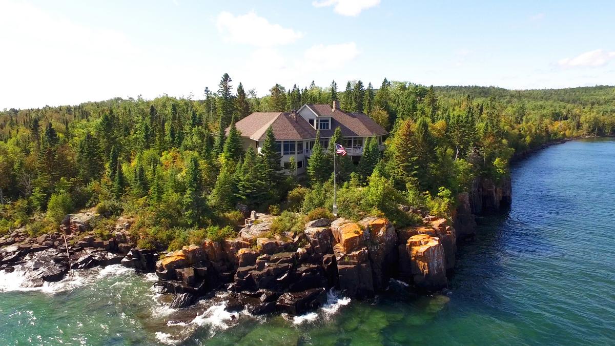 Dream Cabins Custombuilt North Shore property on the market for 1.75