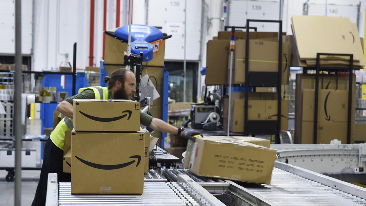 New Amazon fulfillment center could bring 1,000 jobs to area around ...