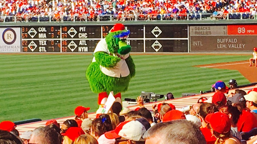Region's businesses like color of green during Phillies' run