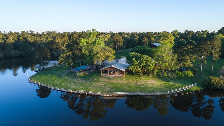 Texas businessman Richard Wallrath puts 5,000-acre Champion Ranch on ...