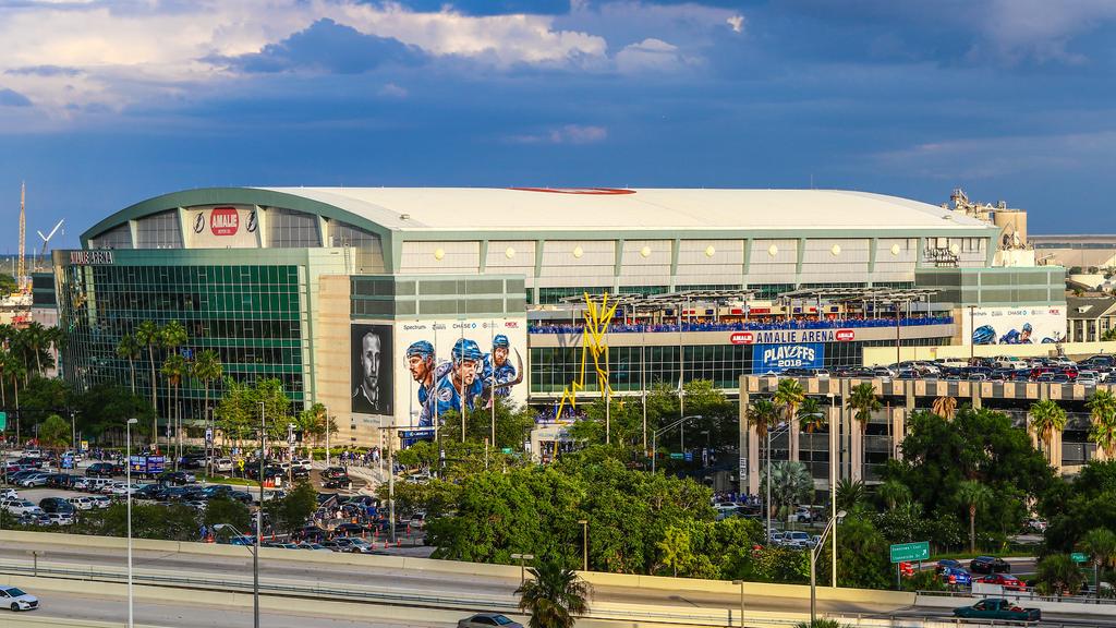 Raptors making Tampa's Amalie Arena look like home