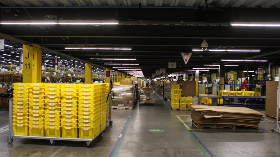 Amazon adds to its Central Ohio holdings, adding jobs and raising