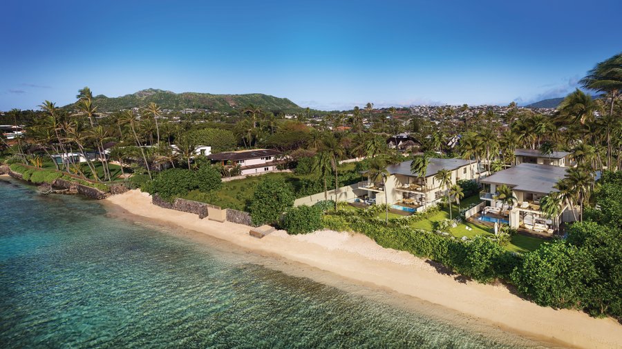 Beachfront Kahala lot in Honolulu once planned for luxury condos on the