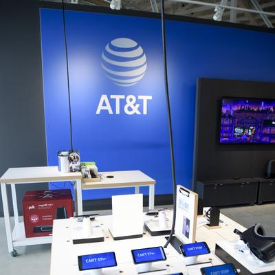 AT&T is adding 1,000 more stores for you to buy new gadgets - Dallas ...