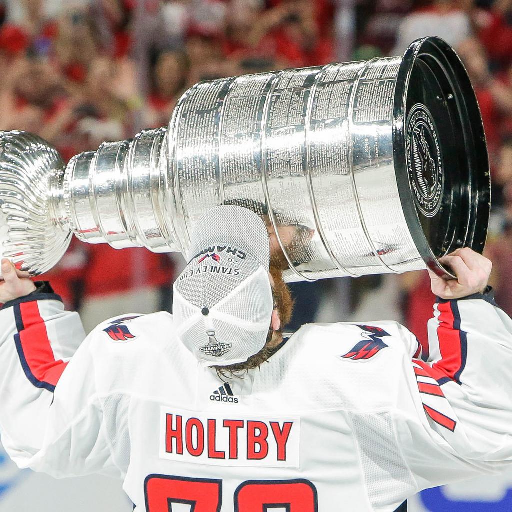 Ted Leonsis giving Stanley Cup rings to Monumental Sports & Entertainment  employees - Washington Business Journal