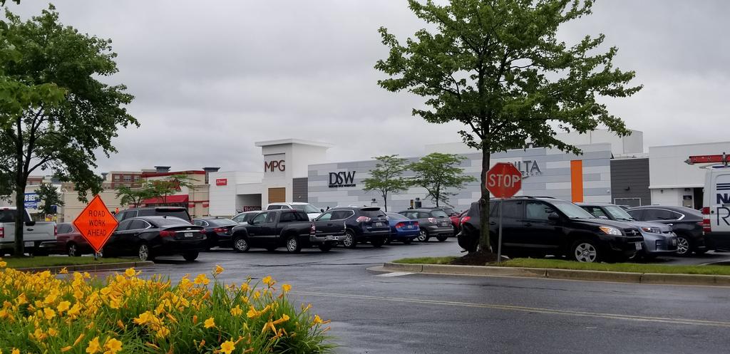 Dsw heartland town on sale center