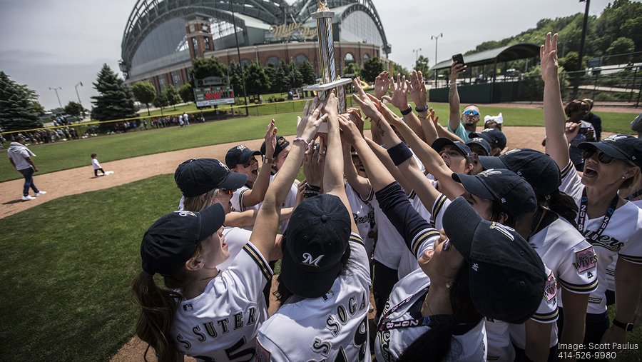 Brewers' wives beat Cubs' on the softball field for a good cause