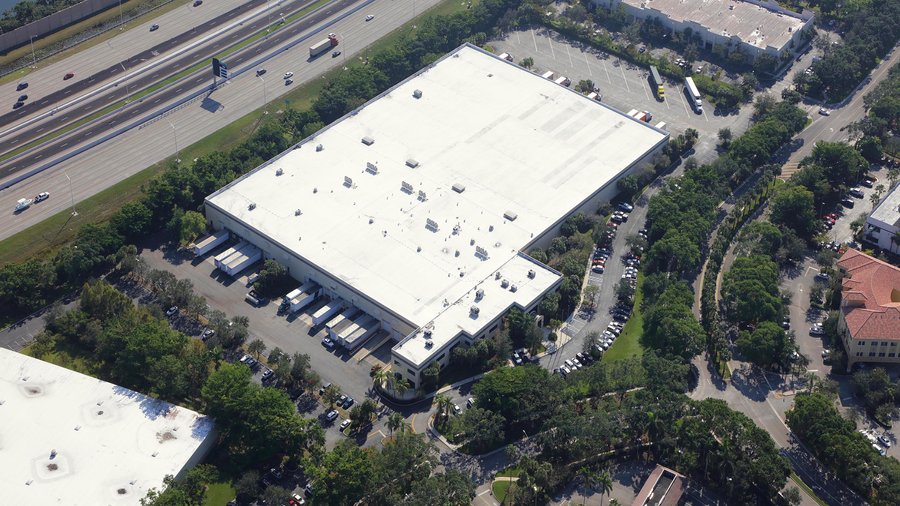 Becknell Properties sells warehouse in Weston to GLL Real Estate