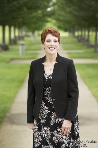 Industry knowlege key for Wilson Center's Thompson - Milwaukee Business ...