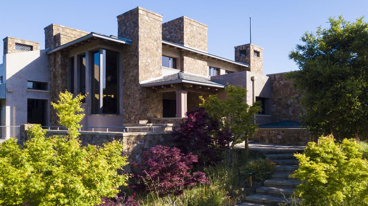 Two Palo Alto Homes For Sale Grabbing Headlines Sun Microsystems Founder Scott Mcnealy S 100 Million Estate And Bungalow At 128 Middlefield Road Asking 2 787 Per Square Foot Silicon Valley Business Journal