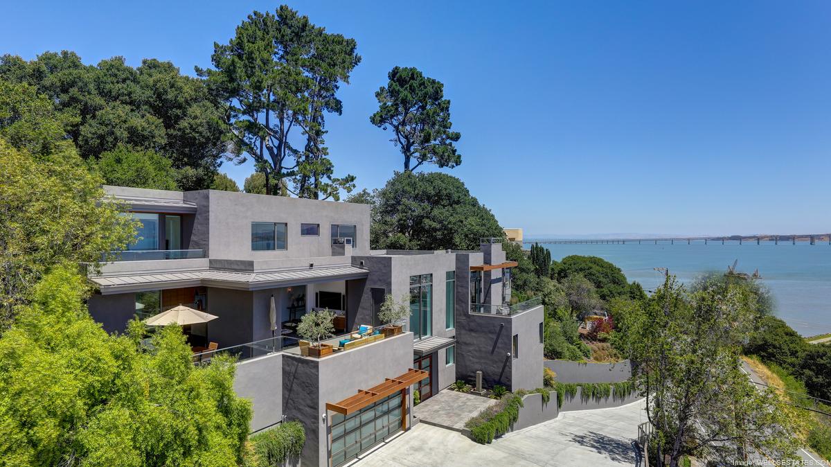 Take a peek inside this bayside Tiburon mansion on sale for almost 4.2