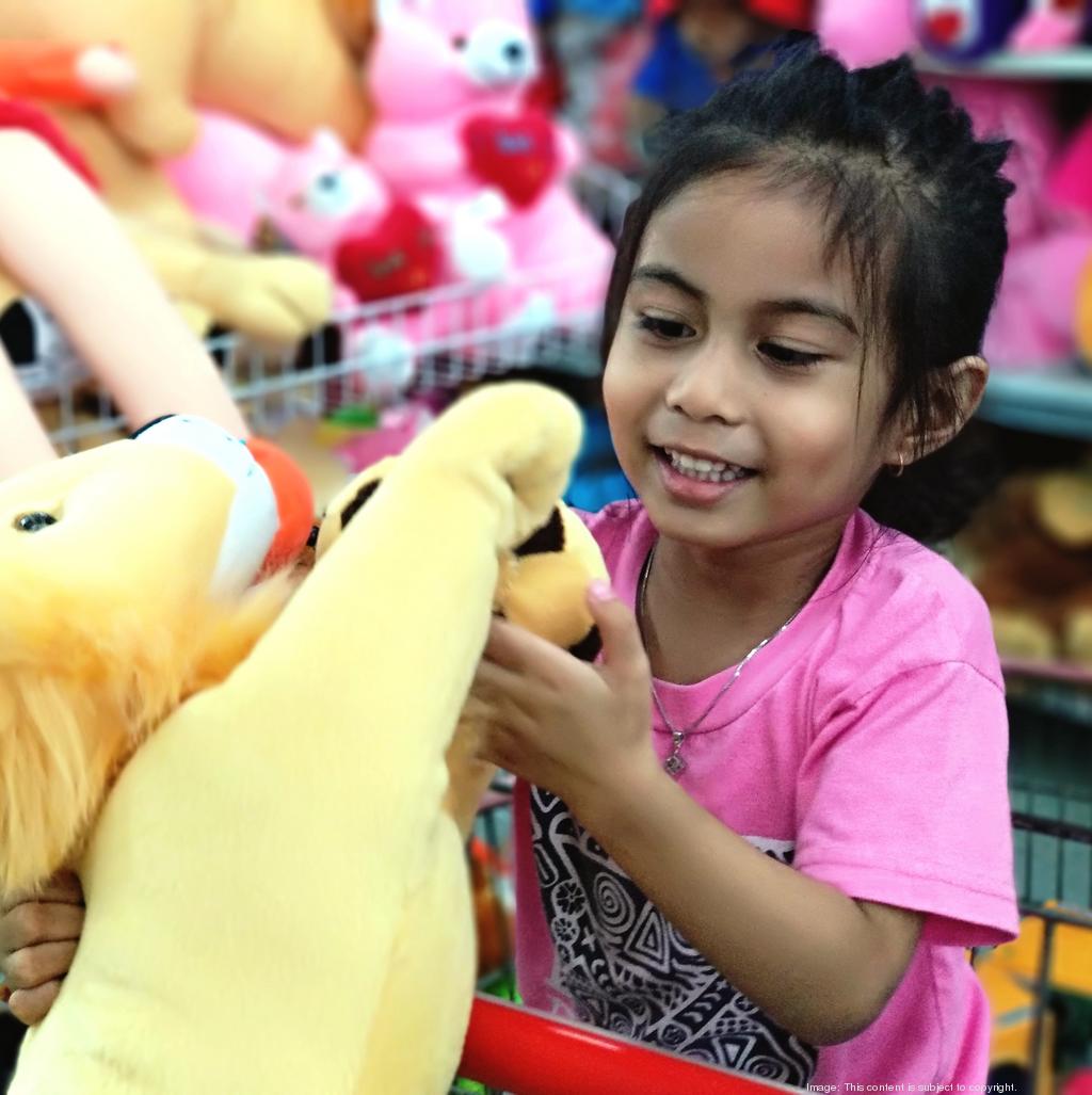 Kidscreen » Archive » Toys “R” Us sells FAO Schwarz to ThreeSixty Group