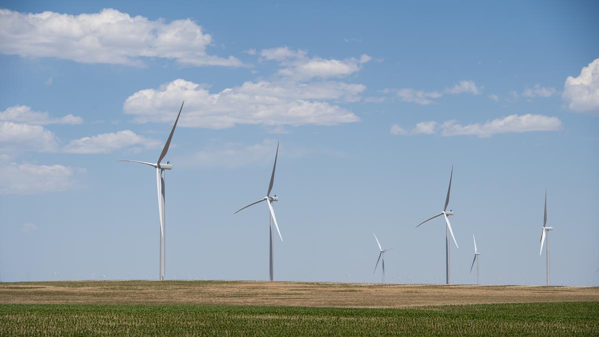 Xcel wind farm in Matheson, Colorado set to alter rural economy (Photos ...