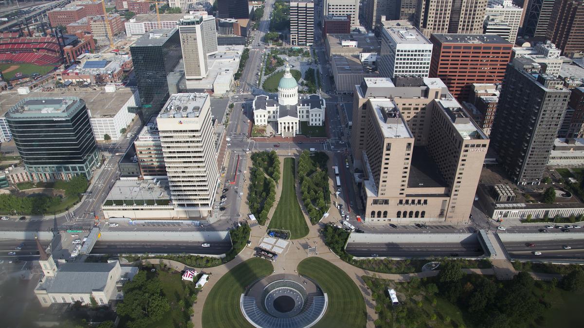 Why St. Louis&#39; downtown isn&#39;t attracting new jobs - St. Louis Business Journal