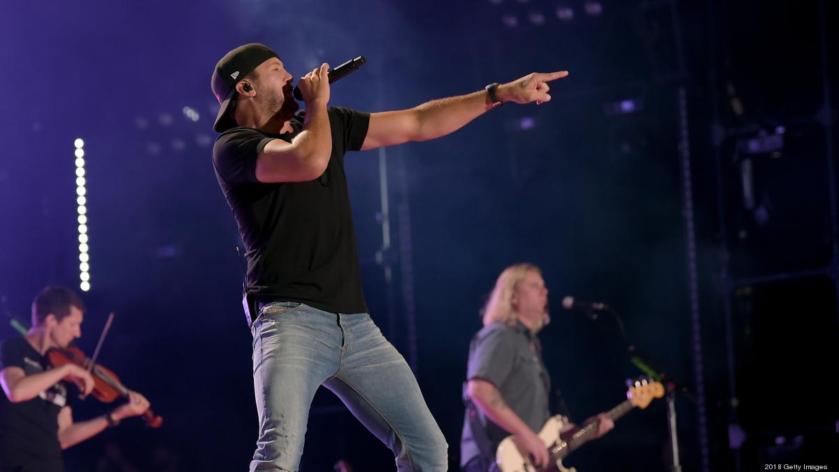 Luke Bryan plans 32 Bridge bar at TC Restaurant Group's Broadway